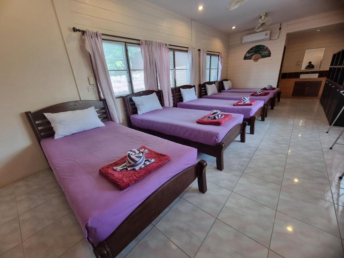 Lotus Hostel Beach Тау Экстерьер фото