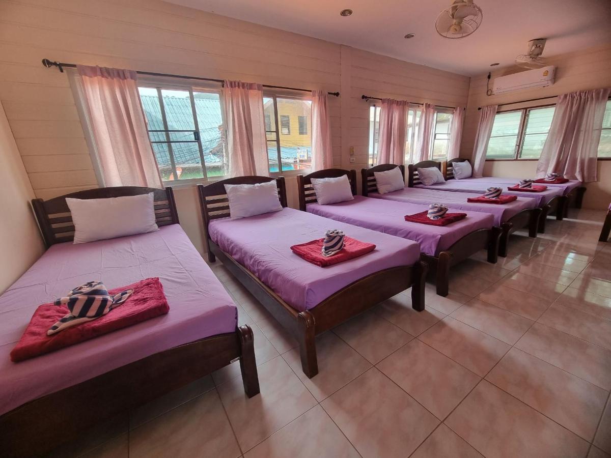 Lotus Hostel Beach Тау Экстерьер фото