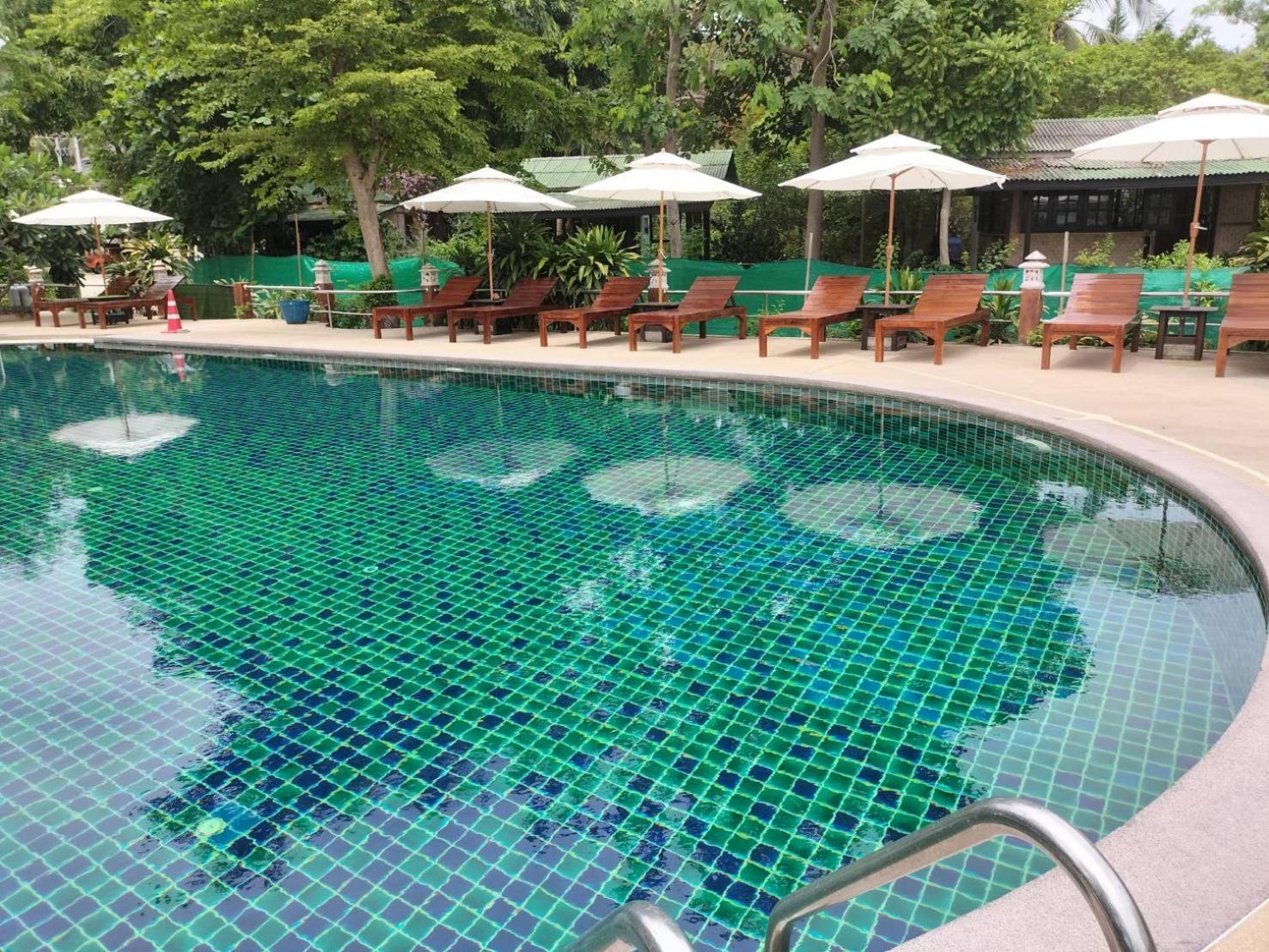 Lotus Hostel Beach Тау Экстерьер фото