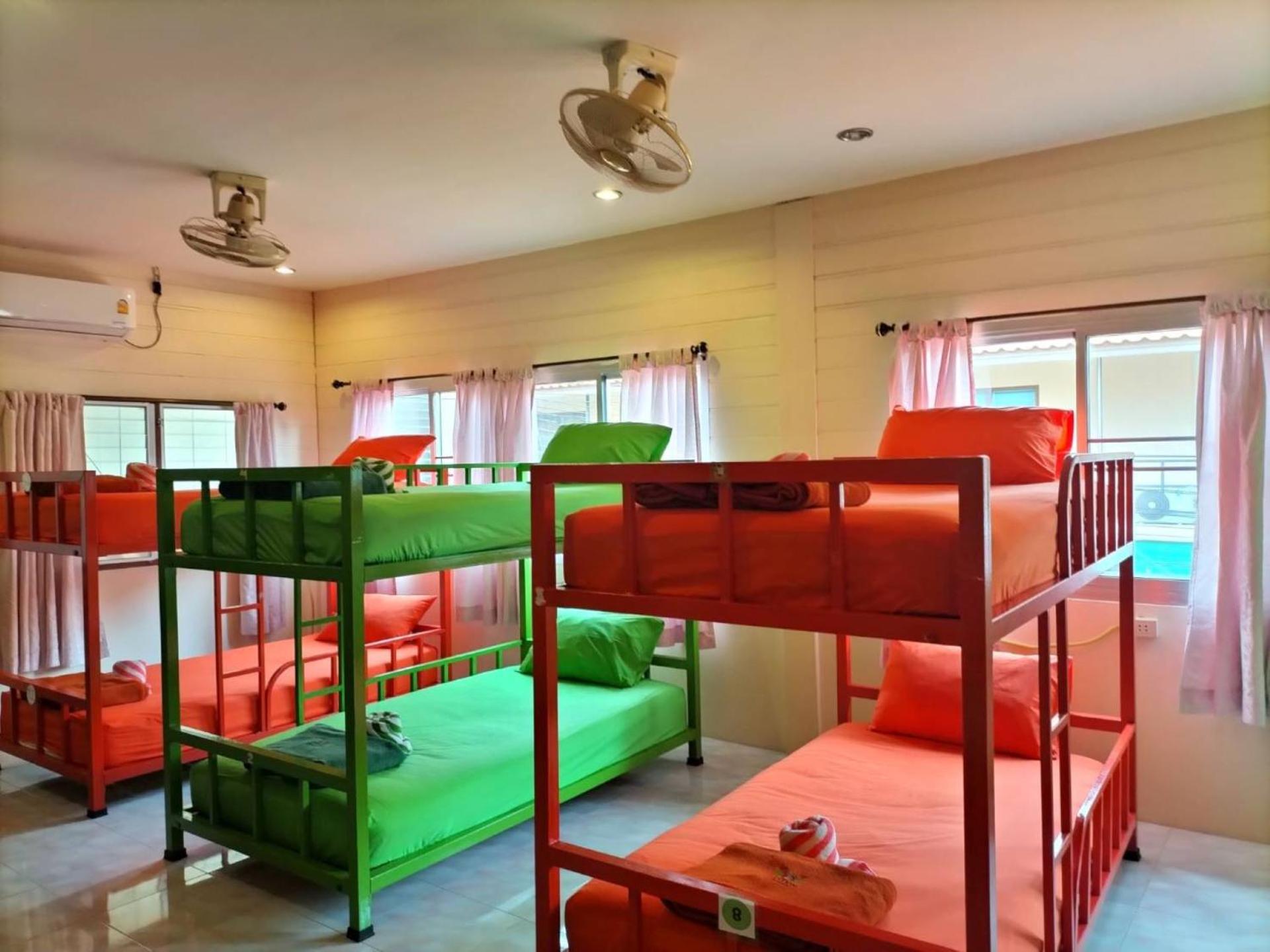 Lotus Hostel Beach Тау Экстерьер фото